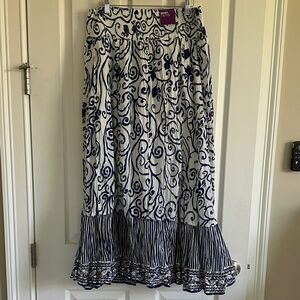 Lane Bryant Blue and White Patterned Skirt NWT